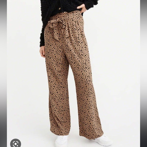 Abercrombie Wide Leg Animal Print Pants - Picture 3 of 5